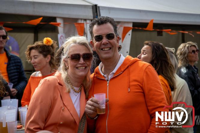 ’t Harde kleurt oranje, gezelligheid op z’n best tijdens Koningsdag 2026! - &copy; NWVFoto.nl